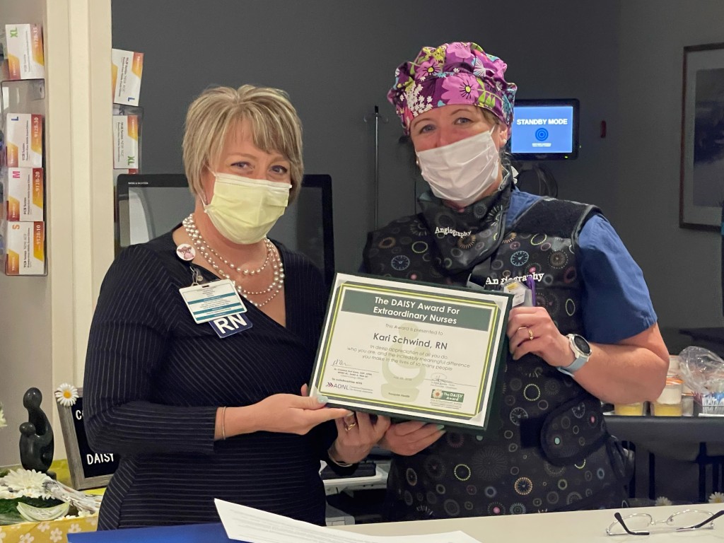 Extraordinary Registered Nurse, Kari Schwind, Recognized at Fauquier Health  as DAISY Award Winner